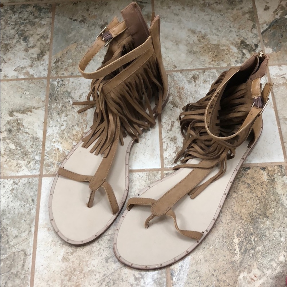 Fringe sandals